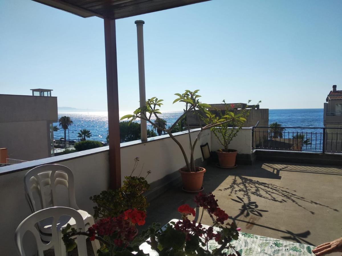 Casa Nupi Apartamento SantʼAlessio Siculo Exterior foto